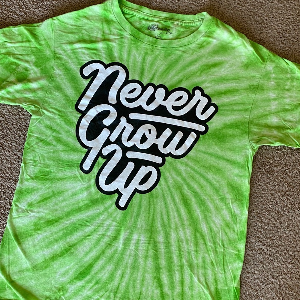 Cakeworthy Peter Pan “Never Grow Up” t-shirt